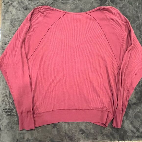 Free People Santa Clara Thermal Long Sleeve Oversized V Neck Top Mulberry Size L - Picture 4 of 9